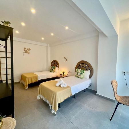 מאלגה Malagueta Beach II & Private Terrace By Ele Apartments מראה חיצוני תמונה